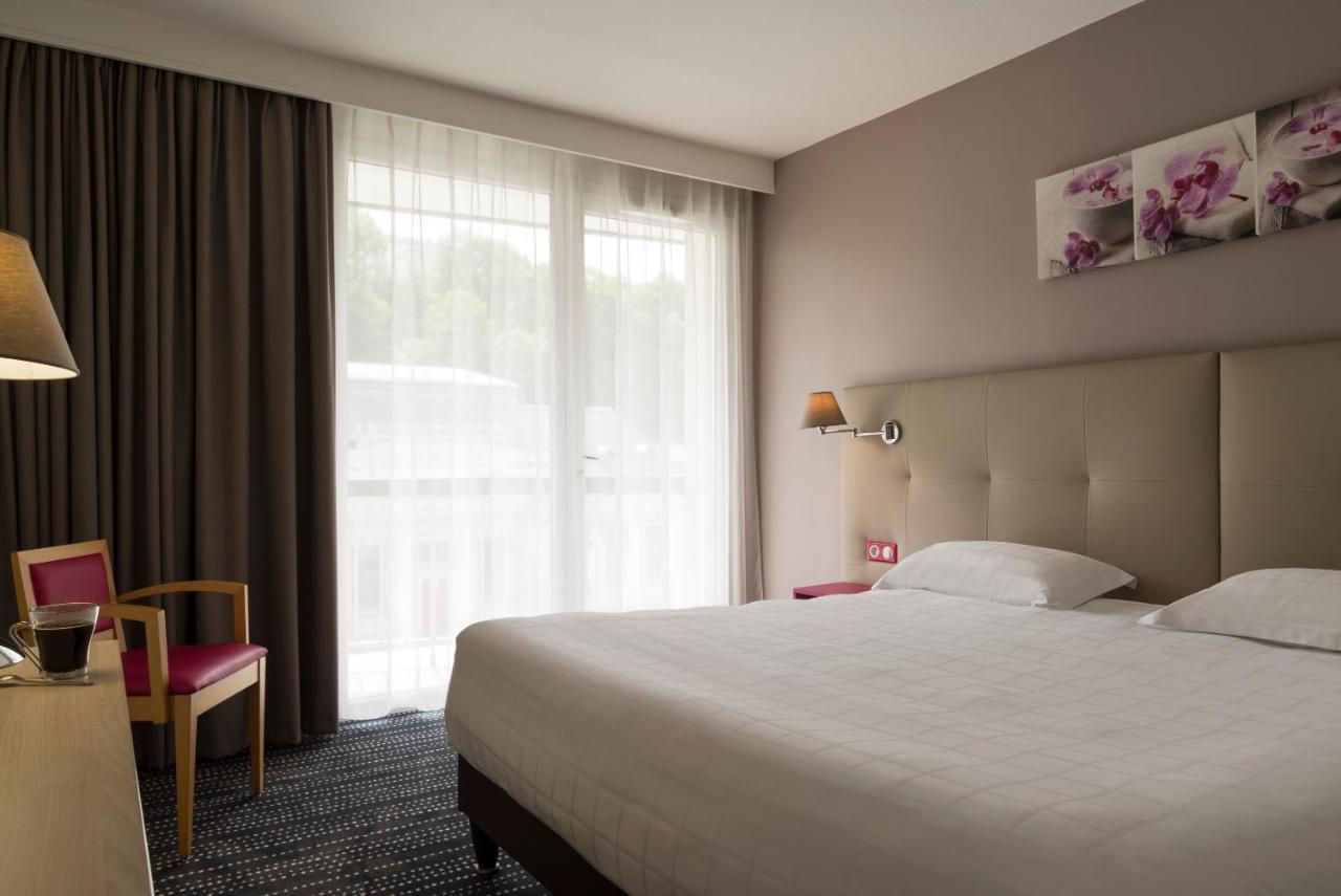 Brit Hotel Confort Le Limouzi Tulle Exteriör bild